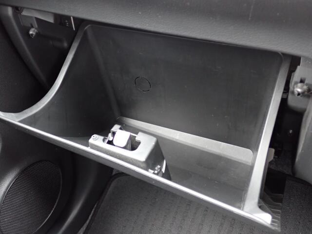 �Ԍ��ؓ��ꓙ���ވꎮ�����[�ł���O���[�u�{�b�N�X