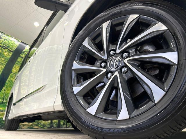 �y����17�C���`�A���~�z�C�[���z�O�ςɃ}�b�`���������A���~�z�C�[���𑕒����Ă���܂��B�e��ЊO�A���~�z�C�[����A�X�^�b�h���X�^�C�����戵�����Ă���܂��B���񂲑��k����������