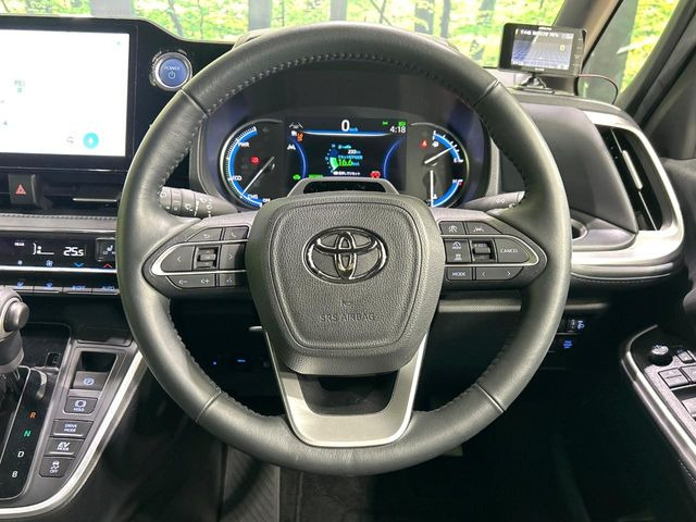 �y�����v�����X�e�A�����O�z�㎿�Ȋv���g�p���邱�ƂŁA��ɂ����������݂ƂĂ��^�]���₷���n���h���ł���