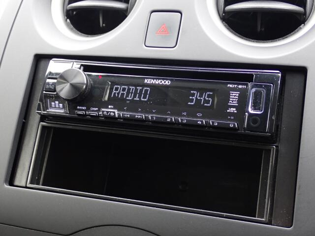 CD���W�I�I�[�f�B�I�����ɂȂ�܂��B �L���Ńi�r�ւ̌������\�ł��B