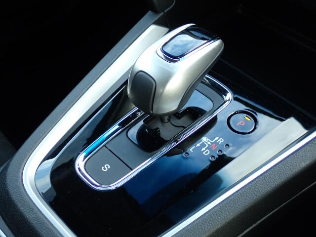 �V�t�g�m�u�̓X�����Ȃ��A���ꂢ�ȏ�Ԃł��B���ł��G��镔�������ꂢ���Ƒ�؂ɏ���Ă������Ƃ�������܂���B