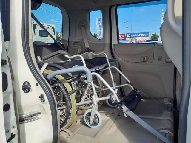 ��g�F�؍H��ɂĔ[�ԓ_�������v���܂�!�Ԍ������͂������A��ʐ����A�i�r�A�h���C�u���R�[�_�[�AETC�A�I�[�f�B�I���t���ȂǍs���Ă���܂��̂ł��C�y�ɂ����k��������!