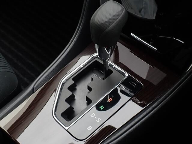 弊社保証では納車日から走行距離無制限で、消耗品を除く全ての部品を1年間保証します。(福祉車両に関して架装装置は保証対象外となります)(外国産車は距離5,000kmまで半年間)