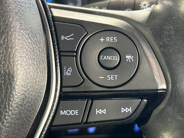 【トヨタセーフティセンス】走行中に前方の車両等を認識し、衝突しそうな時は警報とブレーキで衝突回避と被害軽減をアシスト。より安全にドライブをお楽しみいただけます。