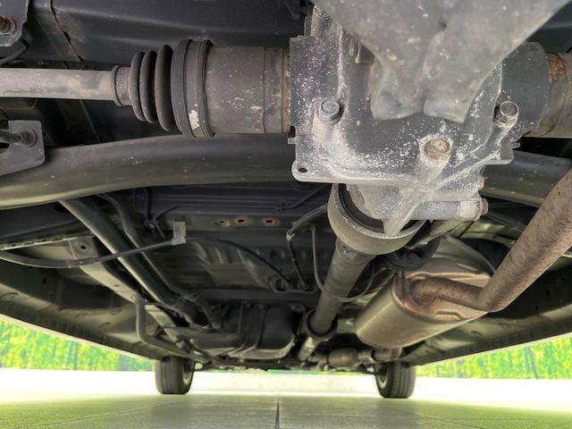 下回りがきれいなうちに、防錆加工の施工がオススメ。降雪地域はもちろん、沿岸部にお住いの方や、趣味でマリン・ウィンタースポーツをされる方にご好評いただいております。