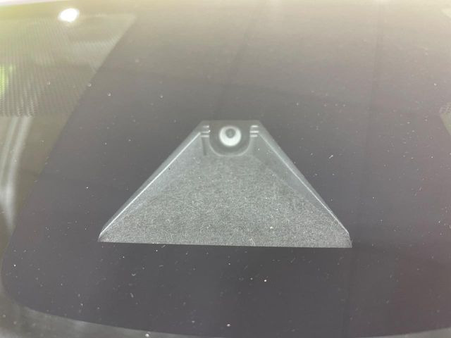 �y�g���^�Z�[�t�e�B�Z���X�z���s���ɑO���̎ԗ�����F�����A�Փ˂������Ȏ��͌x��ƃu���[�L�ŏՓˉ���Ɣ�Q�y�����A�V�X�g�B�����S�Ƀh���C�u�����y���݂��������܂��B