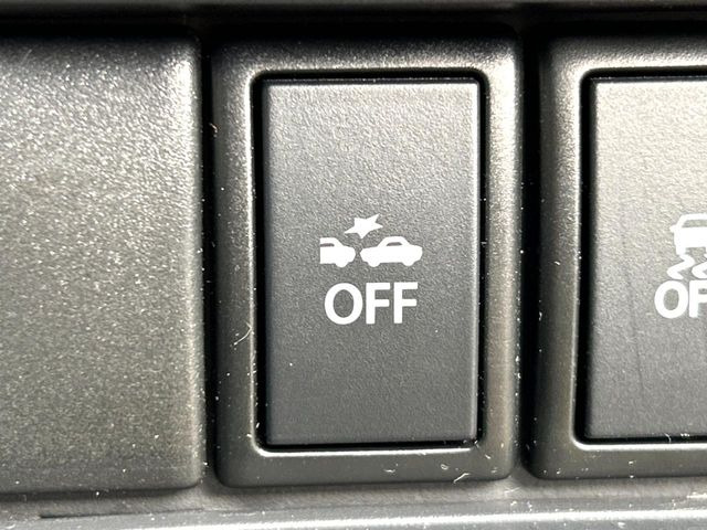 �y�X�Y�L �Z�[�t�e�B�T�|�[�g�z���s���ɑO���̎ԗ�����F�����A�Փ˂������Ȏ��͌x��ƃu���[�L�ŏՓˉ���Ɣ�Q�y�����A�V�X�g�B�����S�Ƀh���C�u�����y���݂��������܂��B