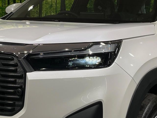 �yLED�w�b�h���C�g�z���V����ԑ��s�����ǍD�Ȏ��E���m�ۂ����S���ĉ^�]�ł��鍂�P�xLED�w�b�h���C�g�𑕔�!�_�����x�������A����d�͂��}�����Ă��܂��B