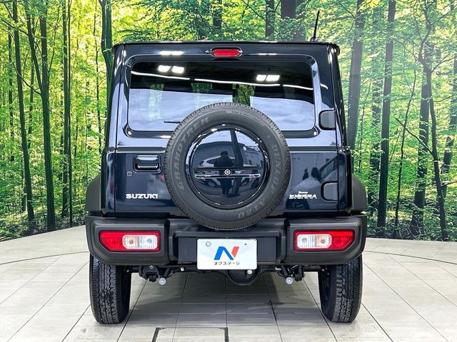 安心の最長10年・走行無制限保証(有償)をご用意。保証内容も充実はもちろん、無料点検&オイル交換や、年中無休の全国・24時間ロードサービスも付帯されておりますのでご安心下さい。