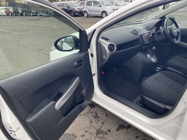 ���ۂɌ��Ă���������΂��̎Ԃ̗ǂ����`��邩�Ǝv���܂��̂ŁA���Ј�x�����X��������!