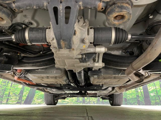 下回りがきれいなうちに、防錆加工の施工がオススメ。降雪地域はもちろん、沿岸部にお住いの方や、趣味でマリン・ウィンタースポーツをされる方にご好評いただいております。