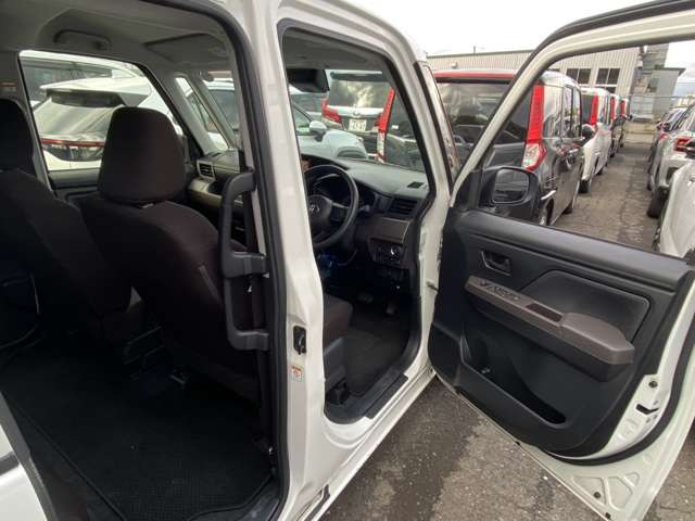 こちらのクルマは事前にオイル交換を実施しております♪