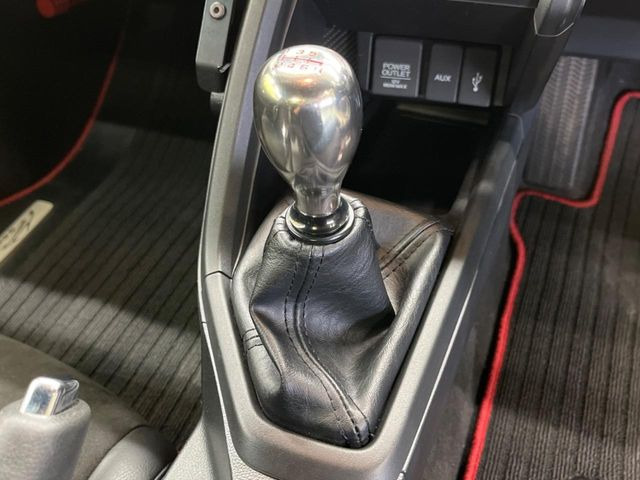 �y6���}�j���A���g�����X�~�b�V�����z