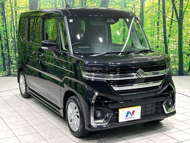 高透明度のガラス皮膜で撥水はもちろん、上質なツヤ・光沢を実現。紫外線や酸性雨から大切な愛車を保護し、色あせ・劣化を防止。「弾スプラッシュコート」、「弾プリミッサコート」からお選びいただけます。