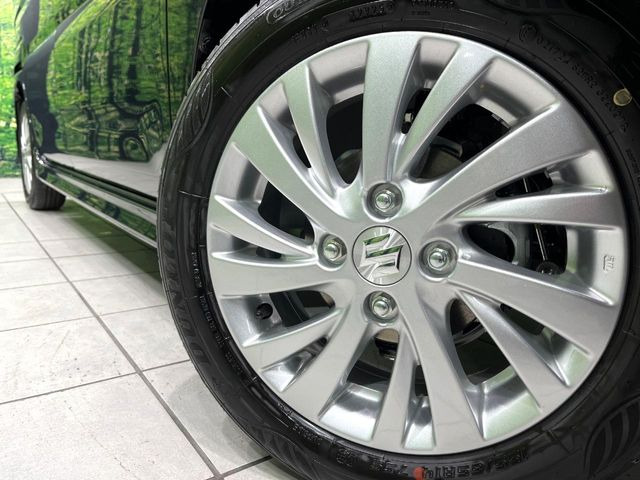 【純正1インチアルミホイール】外観にマッチした純正アルミホイールを装着しております。各種社外アルミホイールや、スタッドレスタイヤも取扱いしております。是非ご相談ください♪