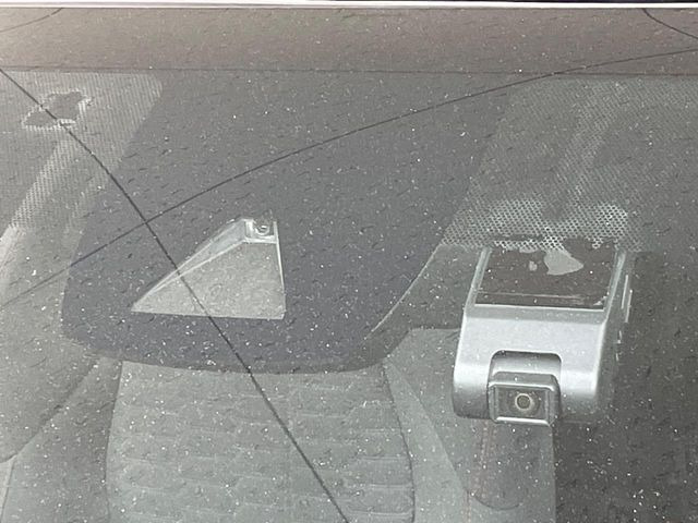 �y�g���^�Z�[�t�e�B�Z���X�z���s���ɑO���̎ԗ�����F�����A�Փ˂������Ȏ��͌x��ƃu���[�L�ŏՓˉ���Ɣ�Q�y�����A�V�X�g�B�����S�Ƀh���C�u�����y���݂��������܂��B