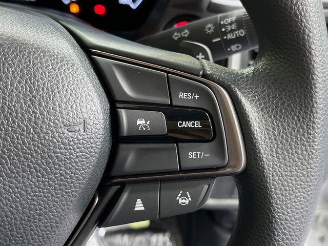 �y�A�_�v�e�B�u�N���[�Y�R���g���[���z�������H�ł̒��������s���y��!!�����ő��x��ۂN���[�Y�R���g���[�����A�Փˌy���V�X�e���ƘA�g���A�O���̎ԗ������m���ĎԊԂ�ۂ悤�ɑ��x���߂��Ă���܂�!!