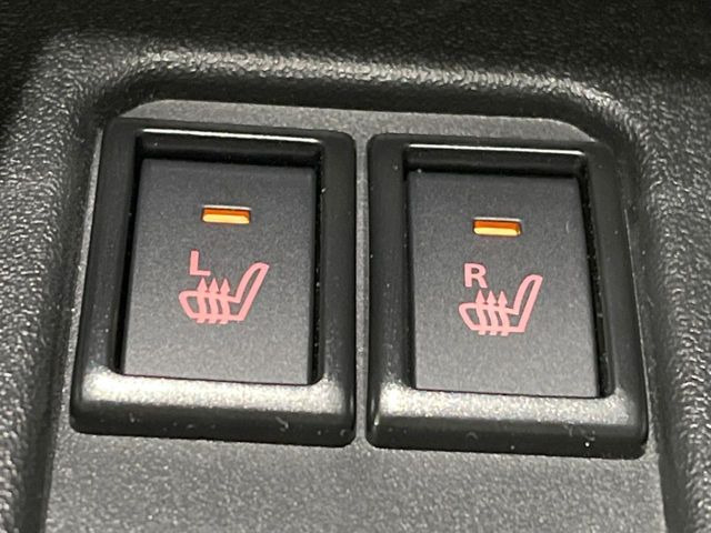 【シートヒーター】寒い日に重宝するシートヒーター!エアコンより早く温まってくれるので寒がりの人も安心ですね♪エアコンの温風は乾燥するから苦手、という方にもをおすすめです。