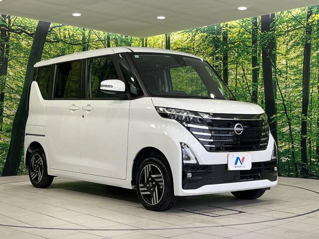 高透明度のガラス皮膜で撥水はもちろん、上質なツヤ・光沢を実現。紫外線や酸性雨から大切な愛車を保護し、色あせ・劣化を防止。「弾スプラッシュコート」、「弾プリミッサコート」からお選びいただけます。