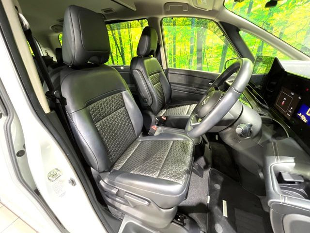 �^�]�Ȃ܂��ɂ͏\���ȃX�y�[�X������A�啿�ȕ��ł��������^�]���Ă�����������ł��B