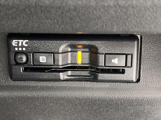 【ETC】高速道路の料金所をストレスなく通過!話題のスポットやサービスエリアに多い「スマートIC」利用時は必須のアイテムです。当店でセットアップを実施、ご納車当日からすぐにご利用いただけます!