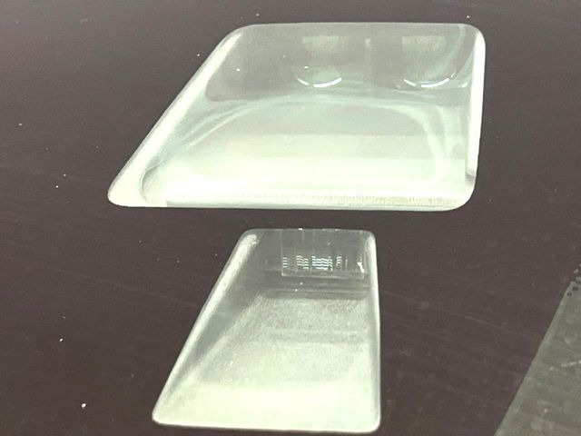 【スマートシティブレーキサポート】低速走行中に前方の車両等を認識し、衝突しそうな時は警報とブレーキで衝突回避と被害軽減をアシスト。より安全にドライブをお楽しみいただけます。