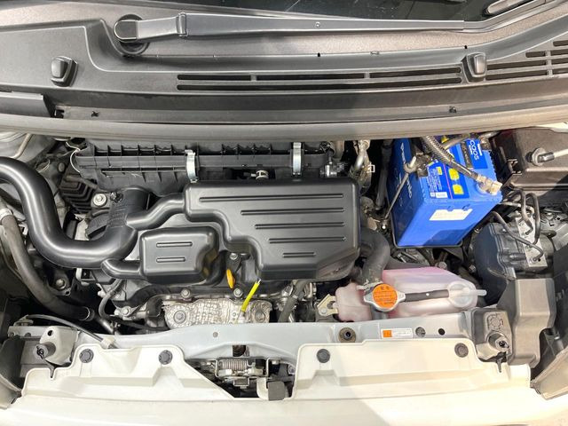 親切・丁寧な専門メカニックスタッフが応対!・車検・点検整備・事故等の修理などアフターサービスも安心。お車のカスタマイズもネクステージのサービススタッフまでご相談ください!