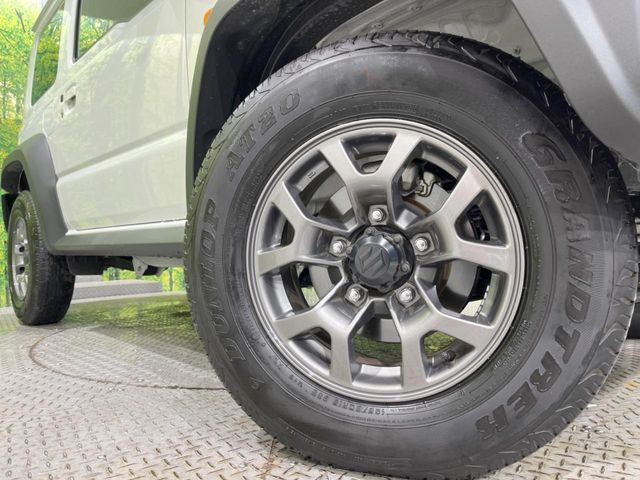 【純正15インチアルミホイール】外観にマッチした純正アルミホイールを装着しております。各種社外アルミホイールや、スタッドレスタイヤも取扱いしております。是非ご相談ください♪