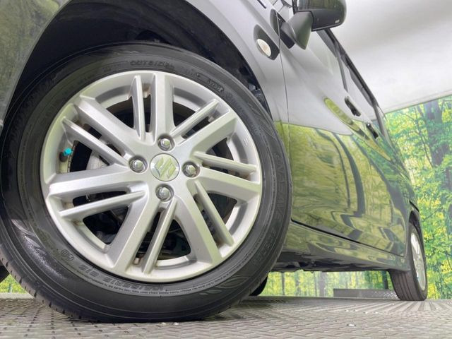 �y�����A���~�z�C�[���z�O�ςɃ}�b�`���������A���~�z�C�[���𑕒����Ă���܂��B�e��ЊO�A���~�z�C�[����A�X�^�b�h���X�^�C�����戵�����Ă���܂��B���񂲑��k����������