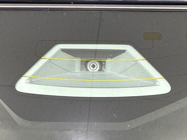 【スズキ セーフティサポート】走行中に前方の車両等を認識し、衝突しそうな時は警報とブレーキで衝突回避と被害軽減をアシスト。より安全にドライブをお楽しみいただけます。