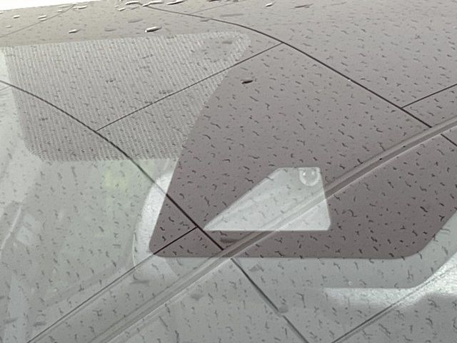 �y�g���^�Z�[�t�e�B�Z���X�z���s���ɑO���̎ԗ�����F�����A�Փ˂������Ȏ��͌x��ƃu���[�L�ŏՓˉ���Ɣ�Q�y�����A�V�X�g�B�����S�Ƀh���C�u�����y���݂��������܂��B