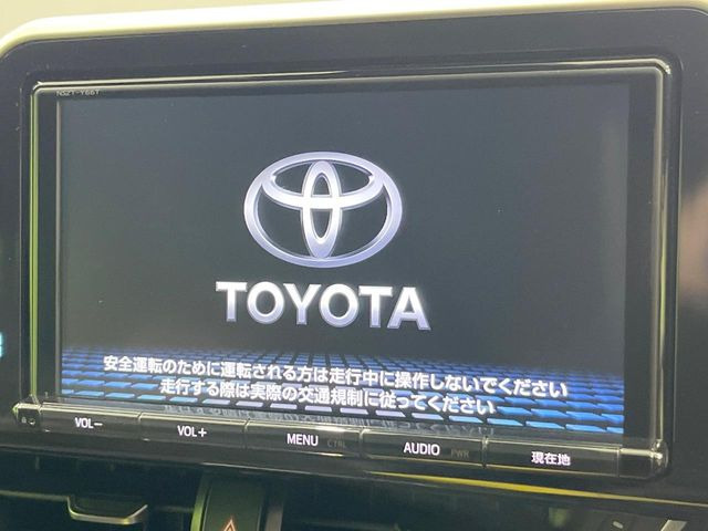 �y�����i�r�z�l�C�̏����i�r�𑕔����Ă���܂��B�i�r�̎g���₷���͂������A�I�[�f�B�I�@�\���[��!�L�����v�◷�s�͂������A�ʋ΂┃�����ȂǕ��i�̃h���C�u���y�����Ȃ�͂���