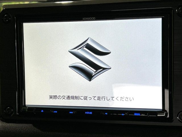 【純正8インチナビ】人気の純正ナビを装備。オーディオ機能も充実しており、Bluetooth接続すればお持ちのスマホやMP3プレイヤーの音楽を再生可能!毎日の運転がさらに楽しくなります!!