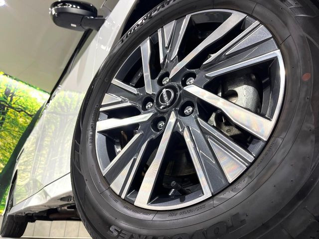 �y����16�C���`�A���~�z�C�[���z�O�ςɃ}�b�`���������A���~�z�C�[���𑕒����Ă���܂��B�e��ЊO�A���~�z�C�[����A�X�^�b�h���X�^�C�����戵�����Ă���܂��B���񂲑��k����������