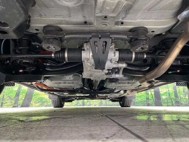 下回りがきれいなうちに、防錆加工の施工がオススメ。降雪地域はもちろん、沿岸部にお住いの方や、趣味でマリン・ウィンタースポーツをされる方に大変好評いただいております。