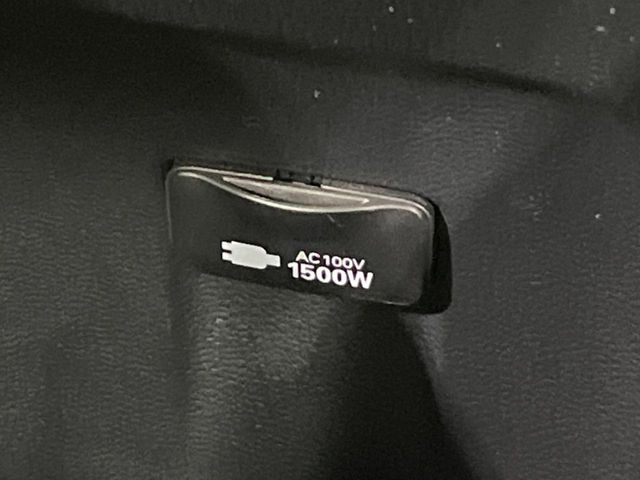 �y�A�N�Z�T���[�R���Z���g�z�L�����v��X�|�[�c�A�A�E�g�h�A�ł̃A�N�e�B�r�e�B�͂������A�ЊQ�E��d�̍ۂɏ����ɂ��Ȃ�AC100V�R���Z���g�𑕔���P�[�^�C��^�u���b�g�A�Q�[���@��̏[�d�ɂ���