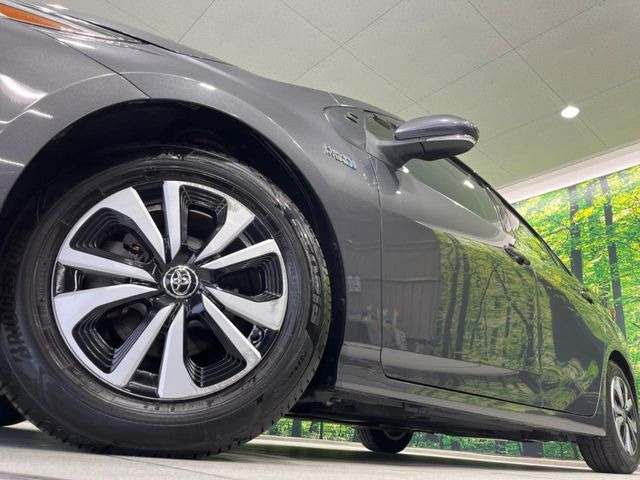 �y����15�C���`�A���~�z�C�[���z�O�ςɃ}�b�`���������A���~�z�C�[���𑕒����Ă���܂��B�e��ЊO�A���~�z�C�[����A�X�^�b�h���X�^�C�����戵�����Ă���܂��B���񂲑��k����������