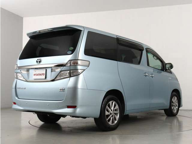 当店では、厳選された車両のみ展示しております。アルファード・ヴェルファイアに特化した専門店ならではの豊富な在庫の中から、お気に入りの一台をお探しください!