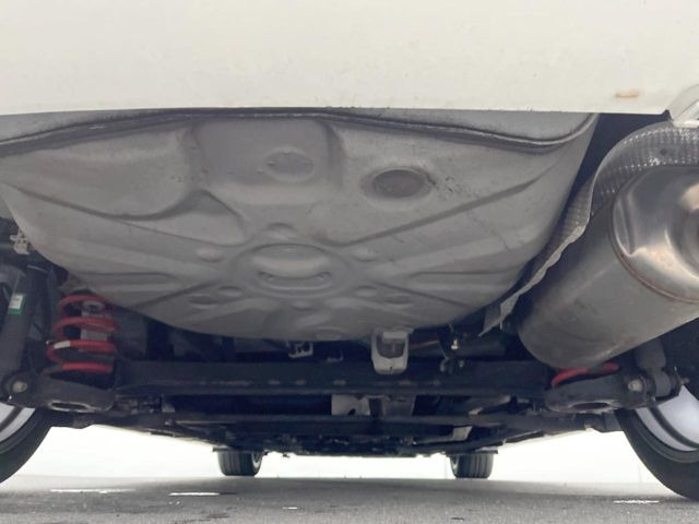 下回りがきれいなうちに、防錆加工の施工がオススメ。降雪地域はもちろん、沿岸部にお住いの方や、趣味でマリン・ウィンタースポーツをされる方にご好評いただいております。