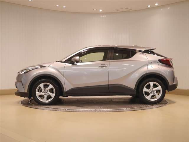 C-HR1.2 S-T LEDパッケージ 4WD