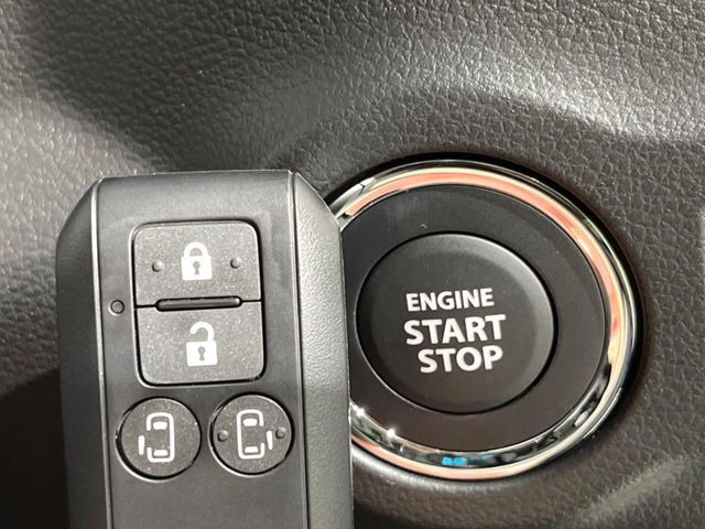 �y�L�[���X�X�^�[�g�V�X�e���z�J�o����|�P�b�g�ɓ��ꂽ�܂܂ł��h�A�̎{���E�������\�ȃX�}�[�g�L�[�𑕔��B�G���W���̃I���E�I�t�����J�M�����o���K�v����������Ƃ��Ă��֗��ł���