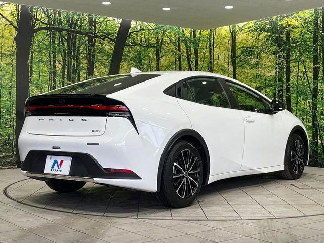 ☆全国のネクステージからお取り寄せが可能※!遠方の店舗に展示してあるクルマが気になる場合も、最寄りの店舗でご覧いただくことが可能です!是非私たちに要望をお聞かせください!※別途費用