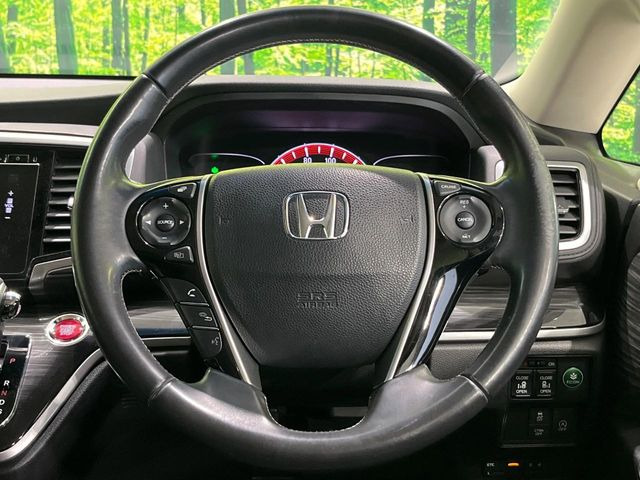 �y�����v�����X�e�A�����O�z�㎿�Ȋv���g�p���邱�ƂŁA��ɂ����������݂ƂĂ��^�]���₷���n���h���ł���