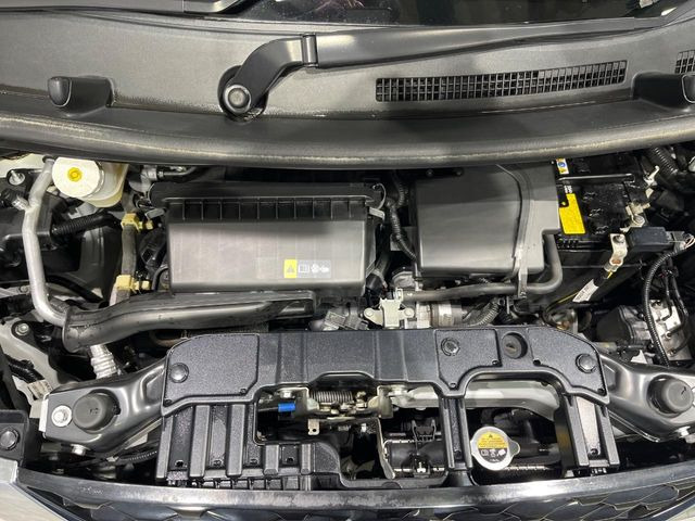 親切・丁寧な専門メカニックスタッフが応対!・車検・点検整備・事故等の修理などアフターサービスも安心。お車のカスタマイズもネクステージのサービススタッフまでご相談ください!