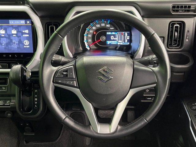 ステアリングも使用感が少なく、きれいな状態となっております♪