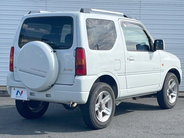 ☆全国のネクステージからお取り寄せが可能※!遠方の店舗に展示してあるクルマが気になる場合も、最寄りの店舗でご覧いただくことが可能です!是非私たちに要望をお聞かせください!※別途費用