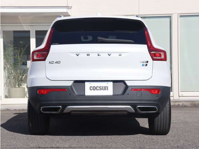 ���s�^�G���W���ɂ̓{���{�̔F�؂��擾����MOTUL�̍����I�C��SPECIFIC RBS0-2AE(0W-20)���g�p���܂��B