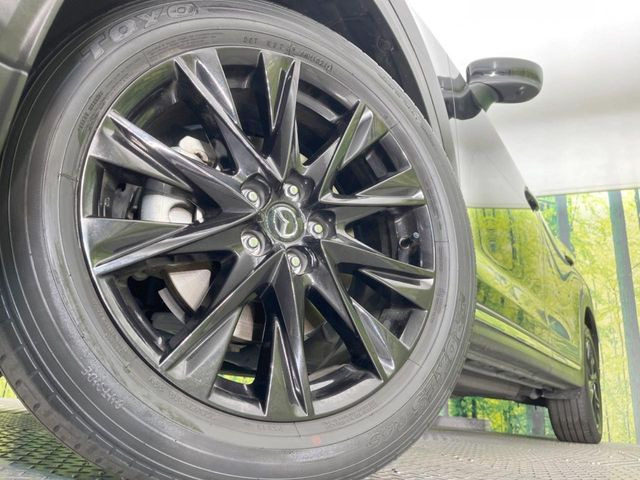 �y����19�C���`�A���~�z�C�[���z�O�ςɃ}�b�`���������A���~�z�C�[���𑕒����Ă���܂��B�e��ЊO�A���~�z�C�[����A�X�^�b�h���X�^�C�����戵�����Ă���܂��B���񂲑��k����������