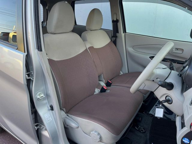 �^�]�ȃV�[�g���͎g�p�������Ȃ��A�ǍD�ȏ�ԂƂȂ��Ă��܂��B���J�Ɏg���Ă������Ƃ��悭�킩��܂��ˁB