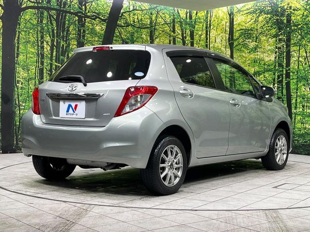 ☆全国のネクステージからお取り寄せが可能※!遠方の店舗に展示してあるクルマが気になる場合も、最寄りの店舗でご覧いただくことが可能です!是非私たちに要望をお聞かせください!※別途費用